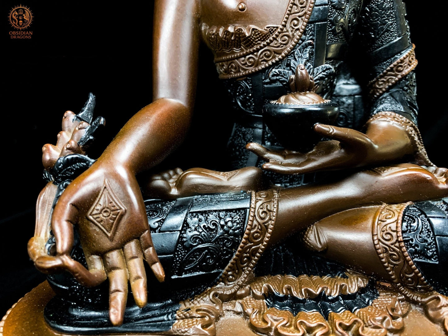 Statue du Bouddha Médecine en Bronze – Chef-d’Œuvre Tibétain | obsidian dragons