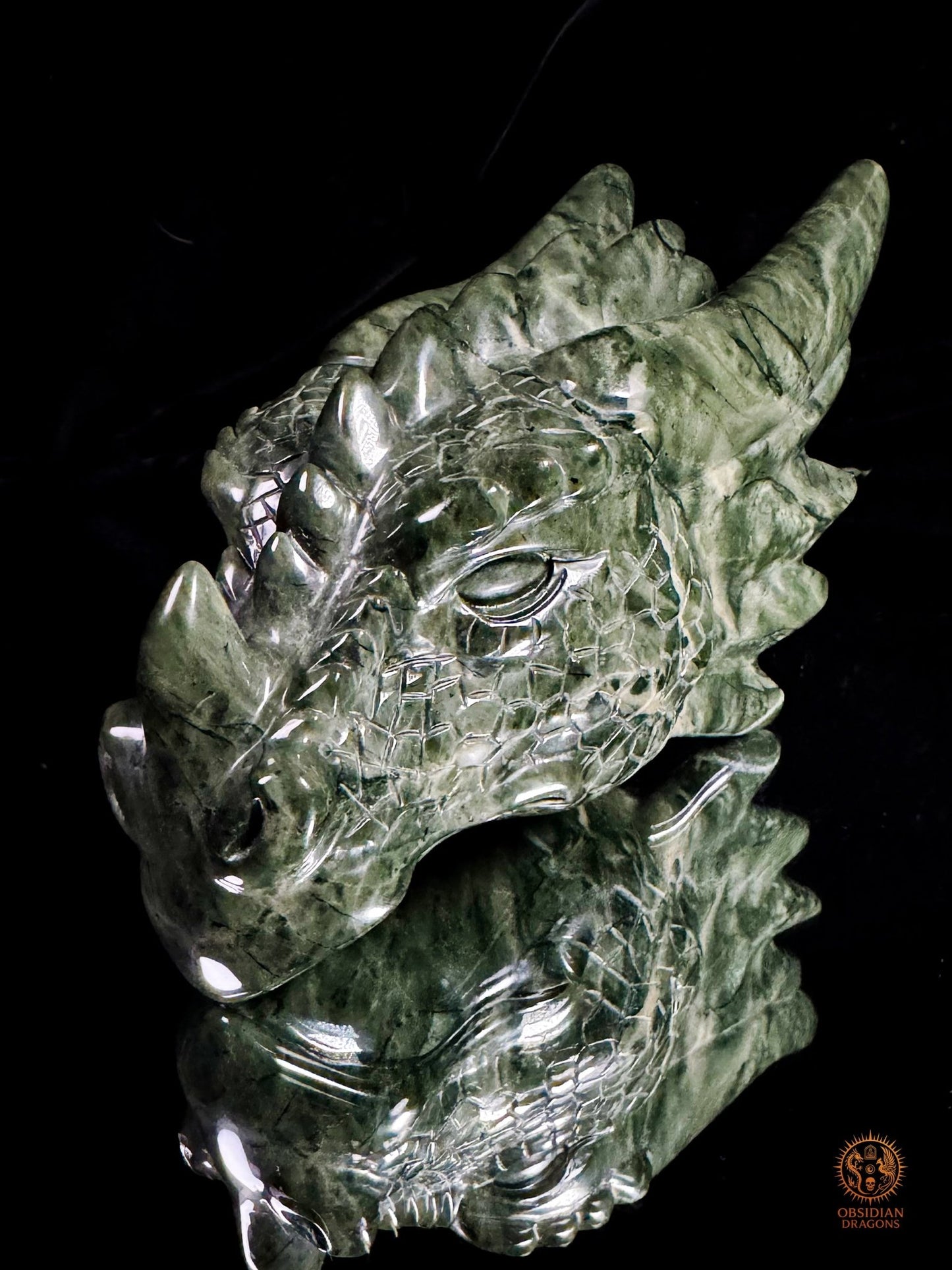 Tête de dragon en jade des neuf dragons – Souffle originel | obsidian dragons