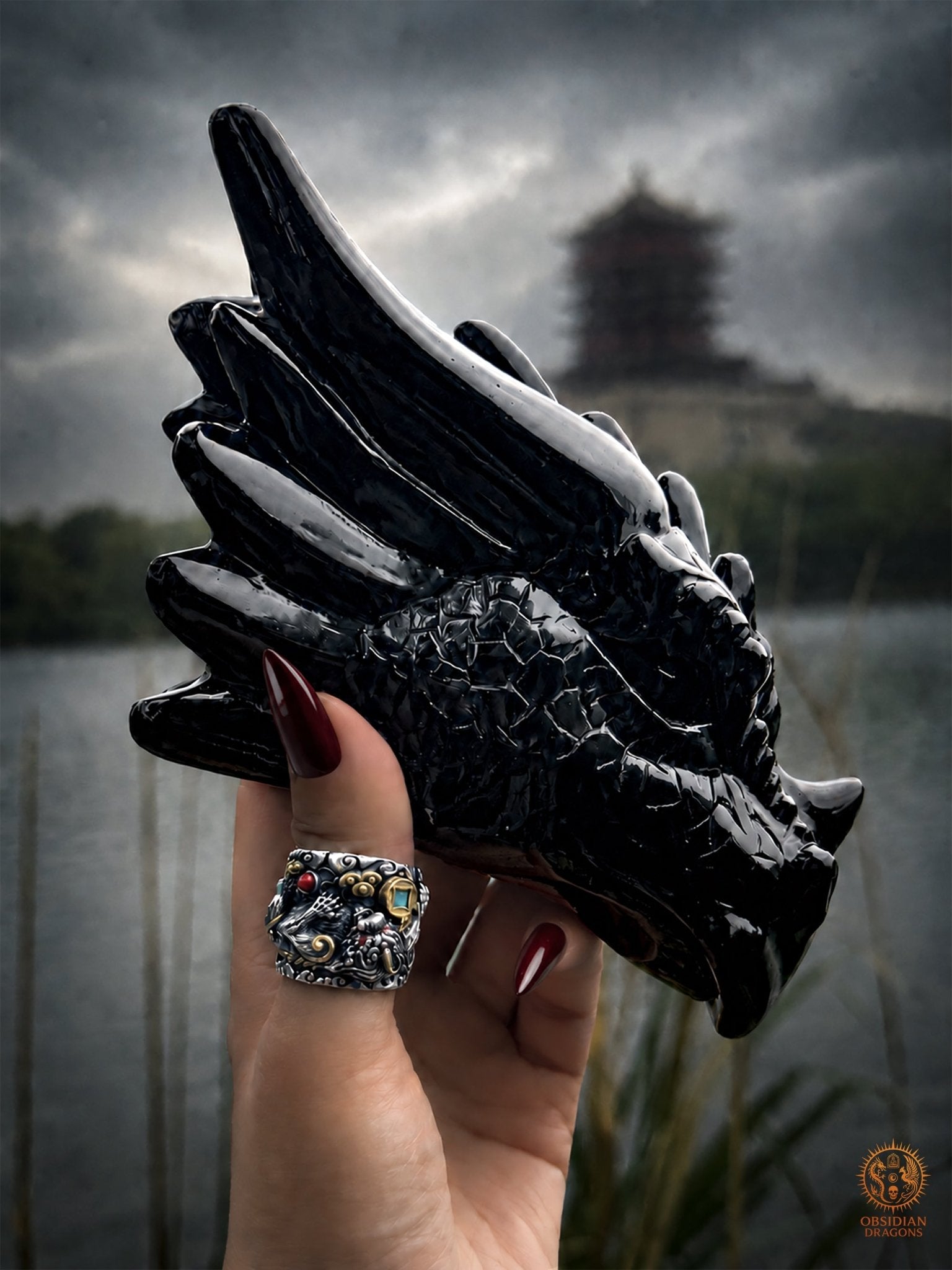 Tête de dragon en obsidienne noire – Miroir de l’esprit - obsidian dragons
