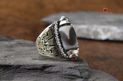 Bague DZI- Dents de tigre- Bague de protection tibétaine | obsidian dragons