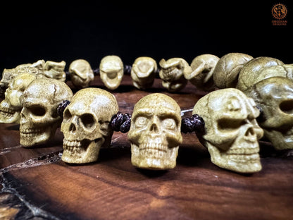 Bracelet crânes en bois de cerf sculptés à la main