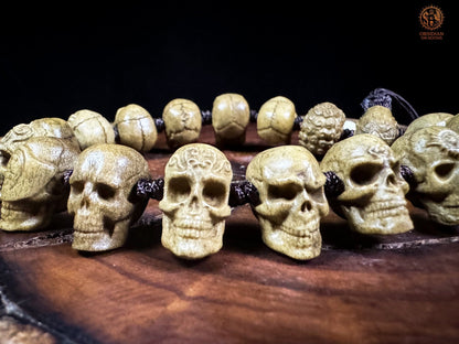 Bracelet crânes en bois de cerf sculptés à la main
