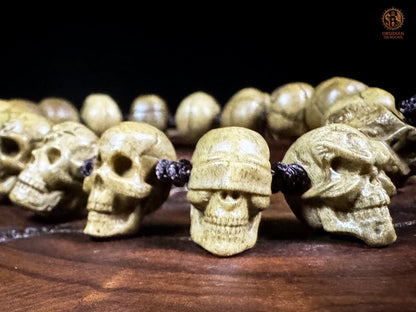Bracelet crânes en bois de cerf sculptés à la main