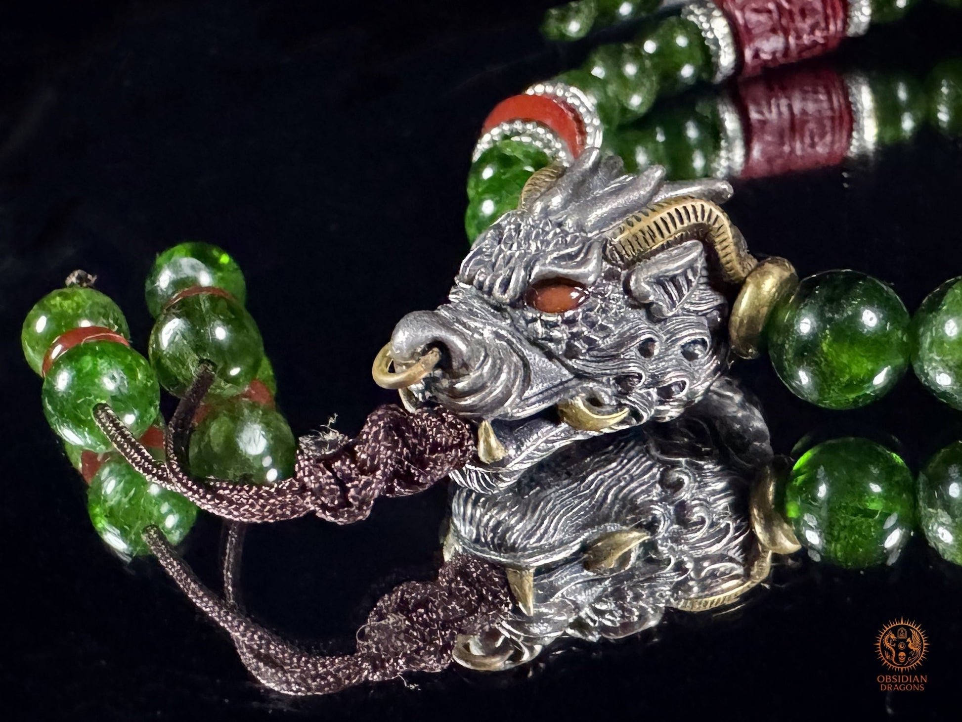 Bracelet dragon en diopside, cinabre et perle daqi - Qiuniu - obsidian dragons