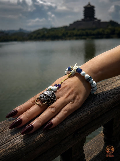 Bracelet dragon en nacre de bénitier et charoïte