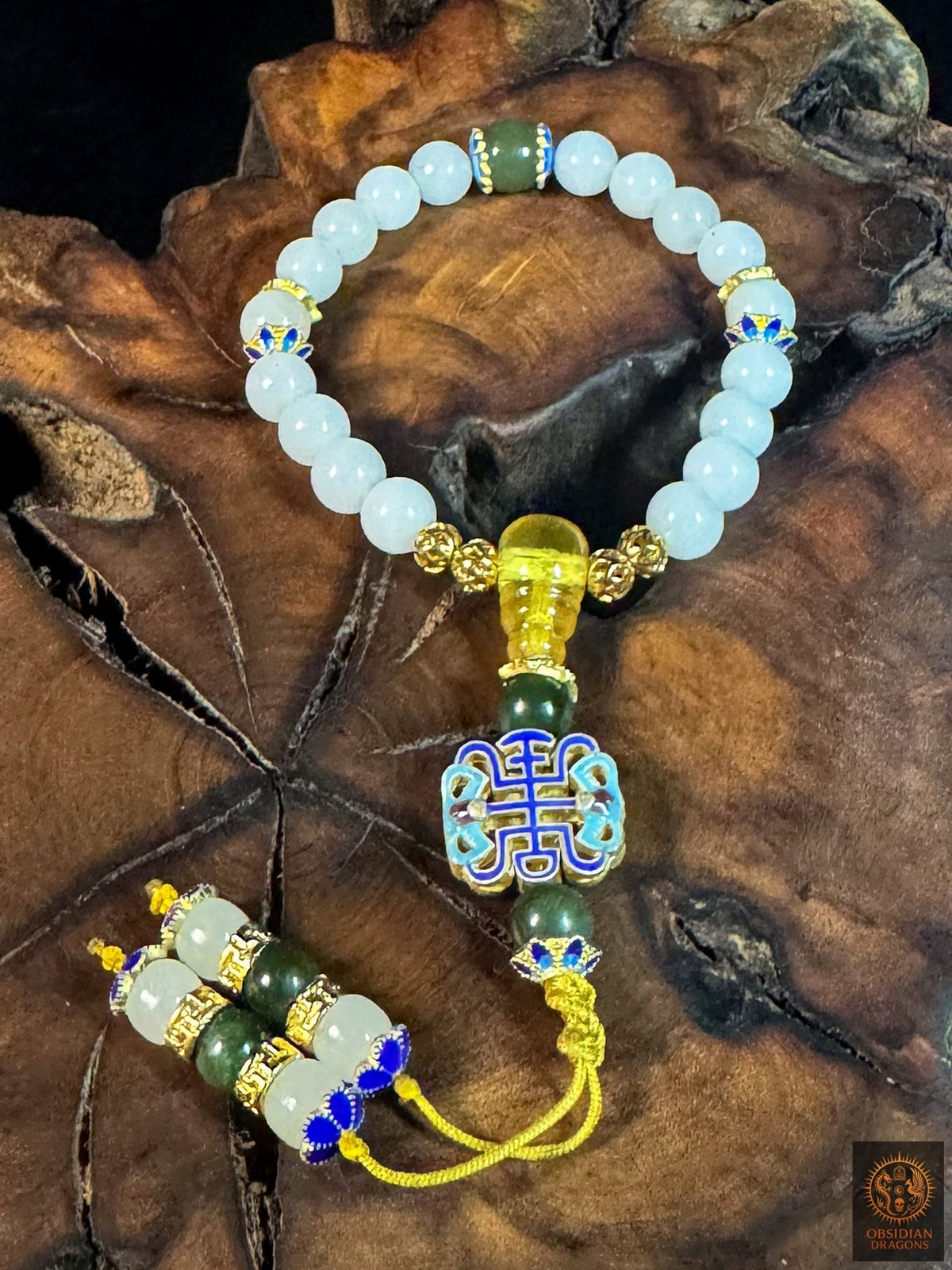 Bracelet mala shibazi à 18 perles de jade néphrite blanc de Hetian, avec jade vert, ambre de Birmanie et motif shòu émaillé - Obsidian Dragons