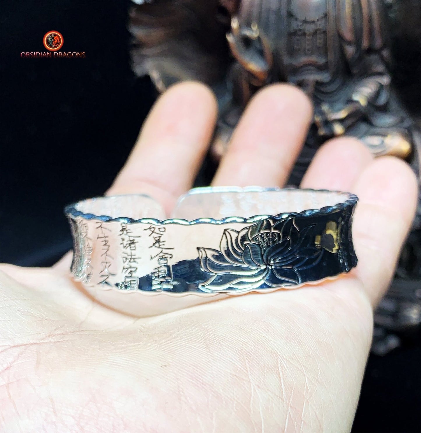 Bracelet manchette bouddhiste- Argent 999- Soutra du lotus | obsidian dragons