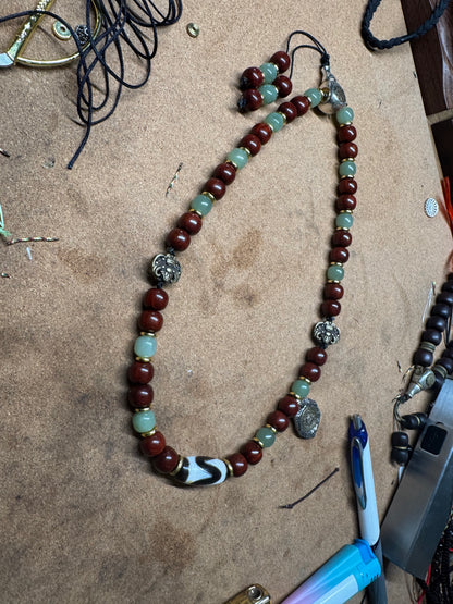 collier dzi pour Anne Sophie - création sur mesure obsidian dragons