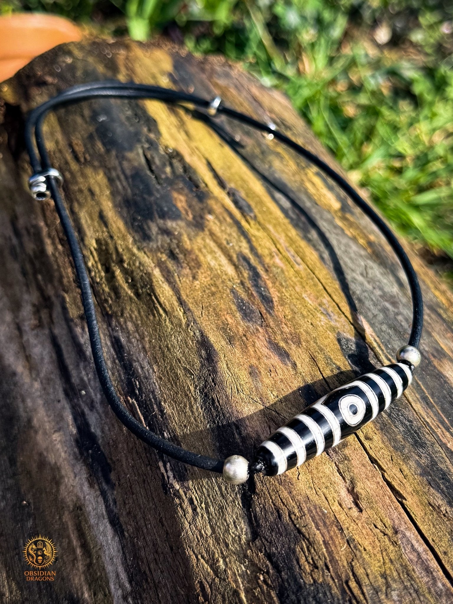 Collier DZI à 3 yeux – perle du ciel tibétaine authentique - obsidian dragons