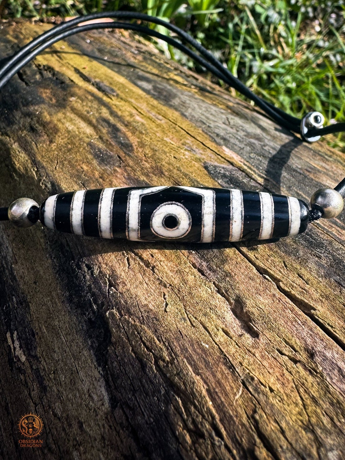 Collier DZI à 3 yeux – perle du ciel tibétaine authentique - obsidian dragons