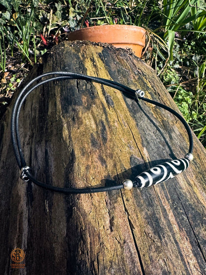 Collier DZI à 3 yeux – perle du ciel tibétaine authentique - obsidian dragons