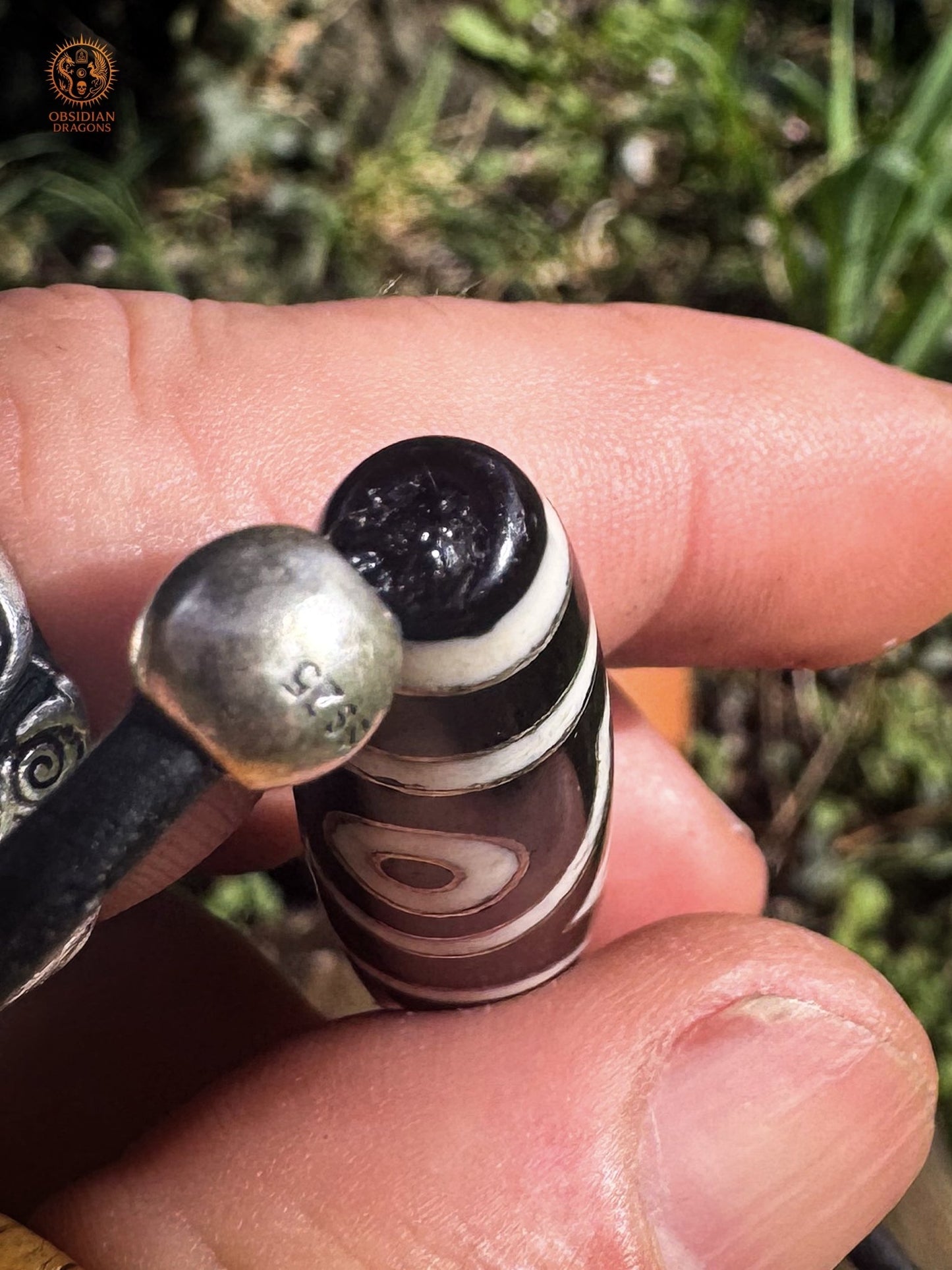 Collier DZI à 3 yeux – perle du ciel tibétaine authentique - obsidian dragons