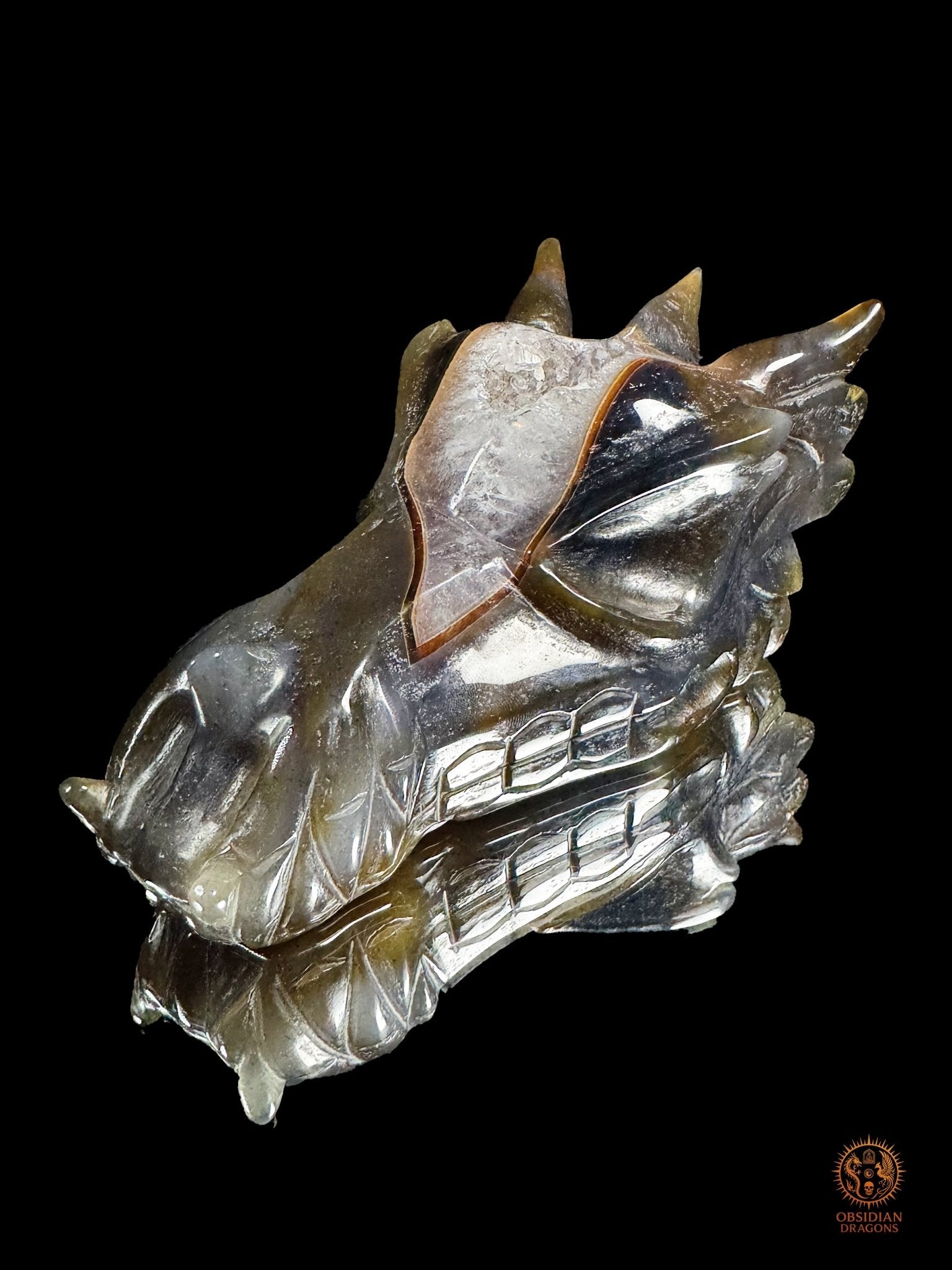 Crâne de dragon en géode de quartz – Souffle des profondeurs - obsidian dragons