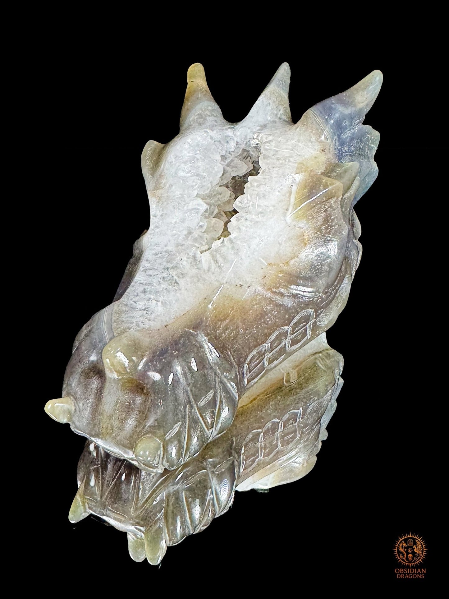 Crâne de dragon en agate, géode de quartz - Faille de lumière | obsidian dragons
