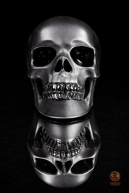 Crâne en obsidienne noire hyper réaliste mat et miroir | obsidian dragons