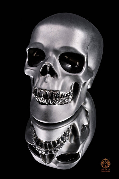 Crâne en obsidienne noire hyper réaliste mat et miroir | obsidian dragons