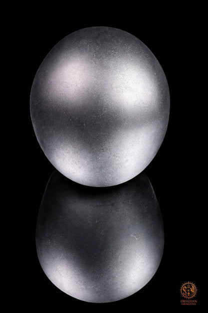 Crâne en obsidienne noire hyper réaliste mat et miroir | obsidian dragons