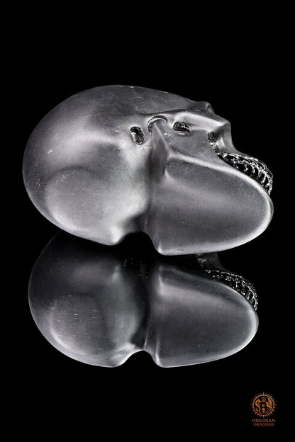 Crâne en obsidienne noire hyper réaliste mat et miroir
