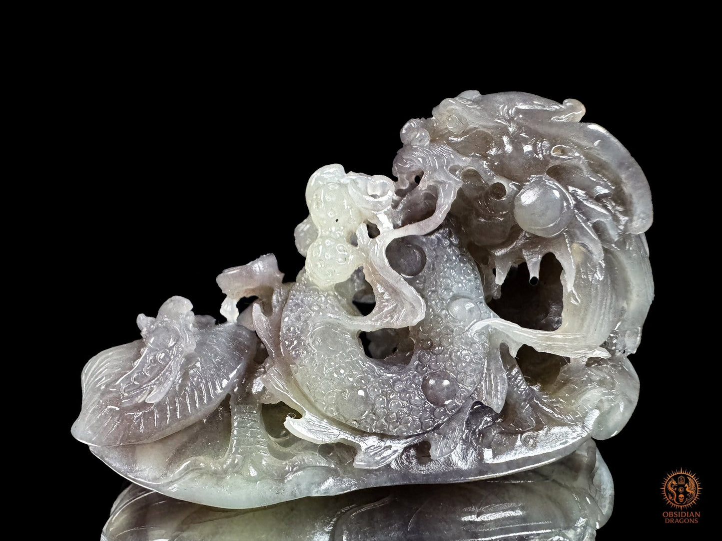 Dragon en jade naturel Hetian Yu - Œuvre artisanale unique