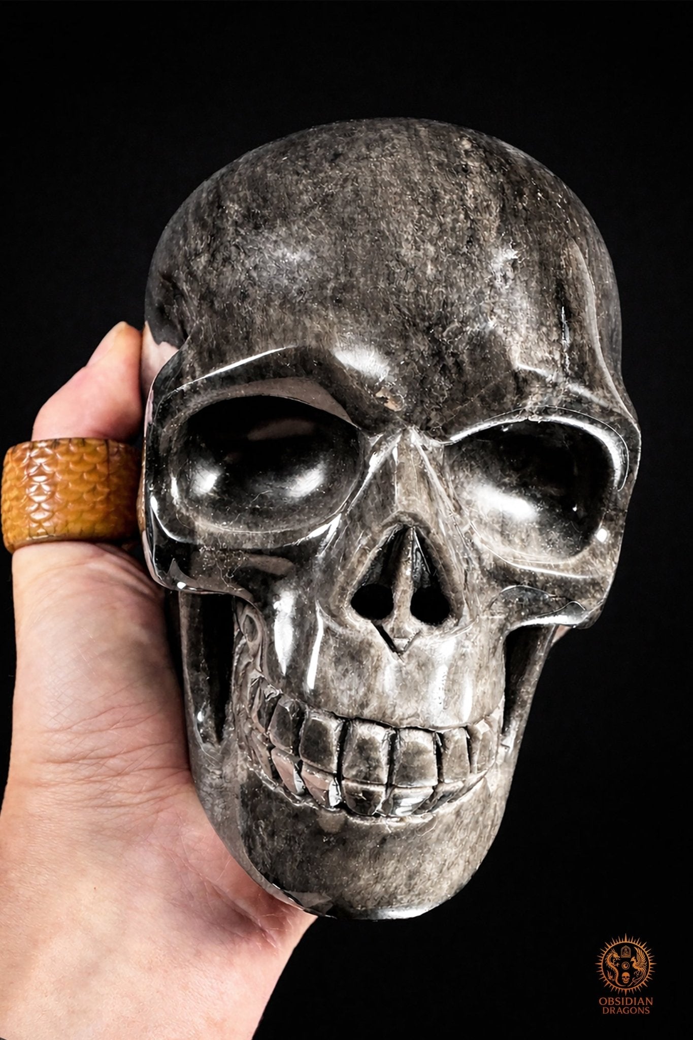 Grand crâne en obsidienne argentée du Mexique – 3 kg | obsidian dragons