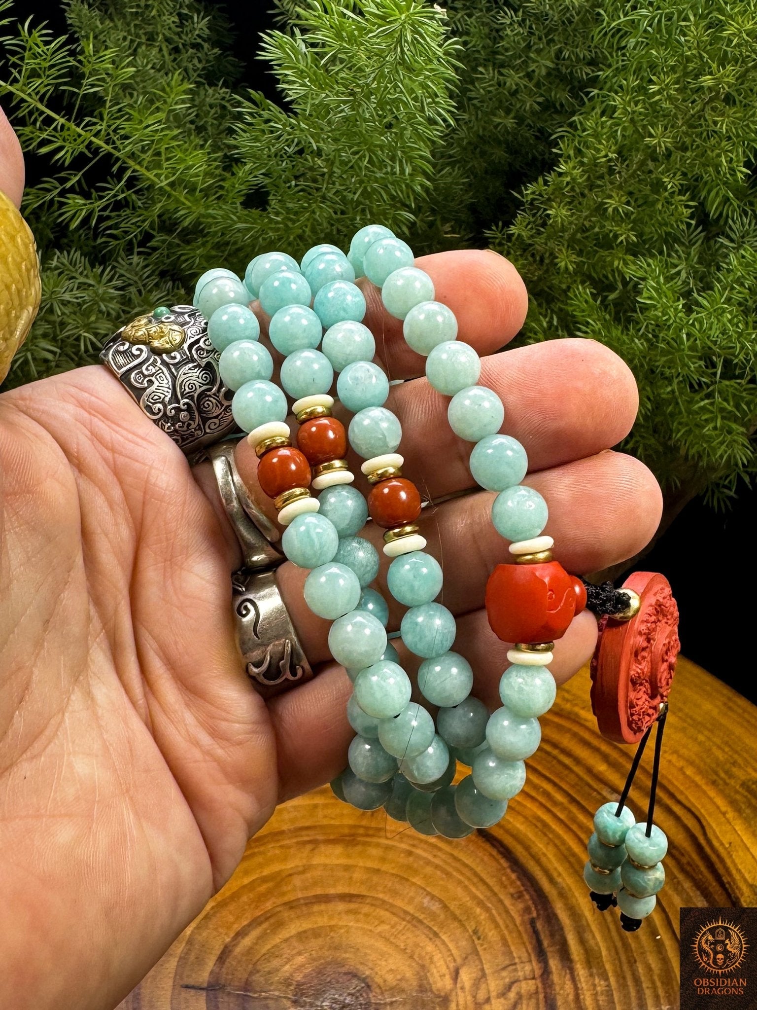 Mala de méditation 108 perles tenu en main, en amazonite russe, agate Nan Hong, cinabre, cuivre et os de buffle
