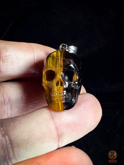 Pendentif crâne en œil de tigre naturel | obsidian dragons