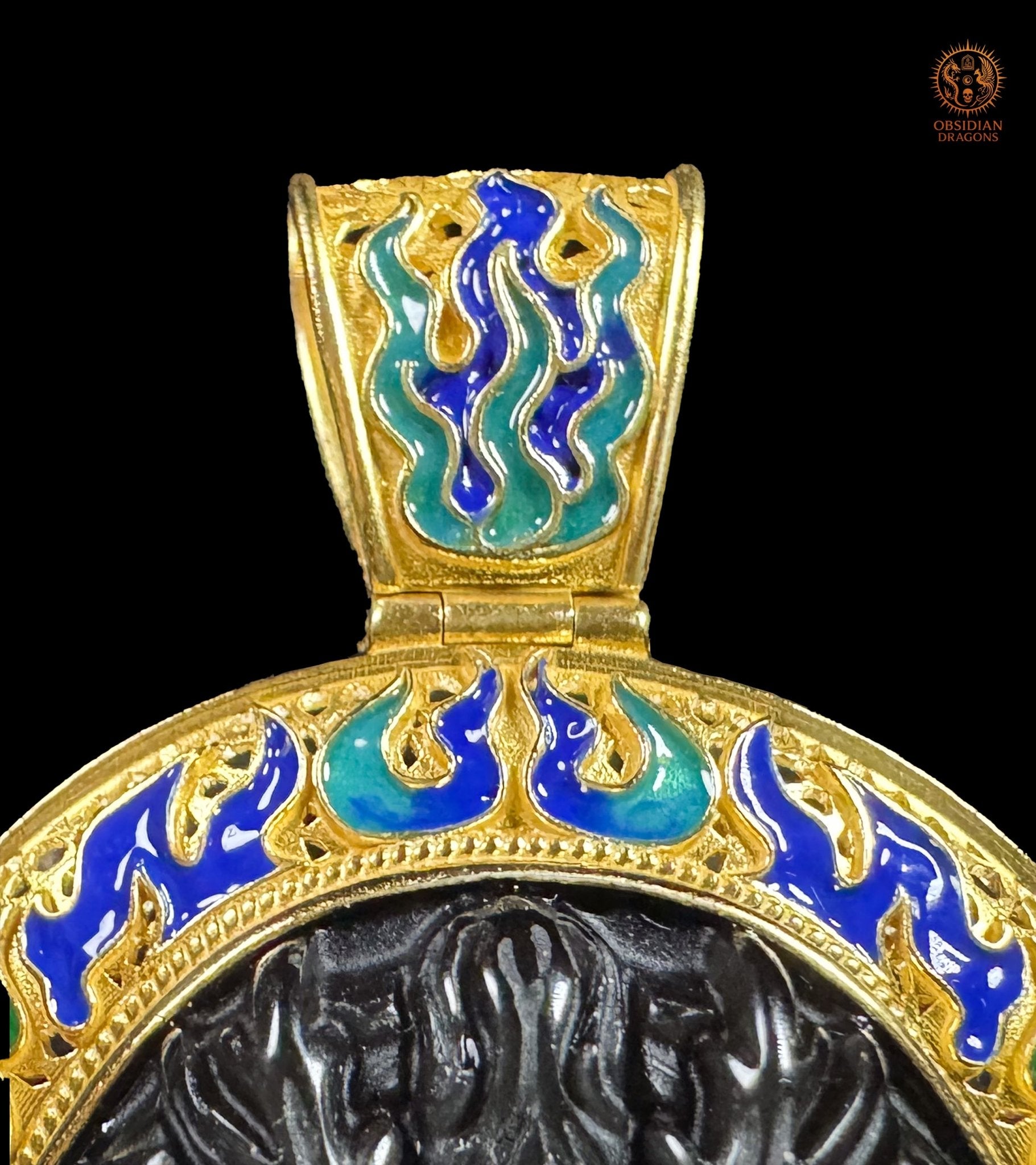 Bélière en vermeil ornée de flammes bleu-vert en émail cloisonné du Pendentif Dragon des Flammes en obsidienne