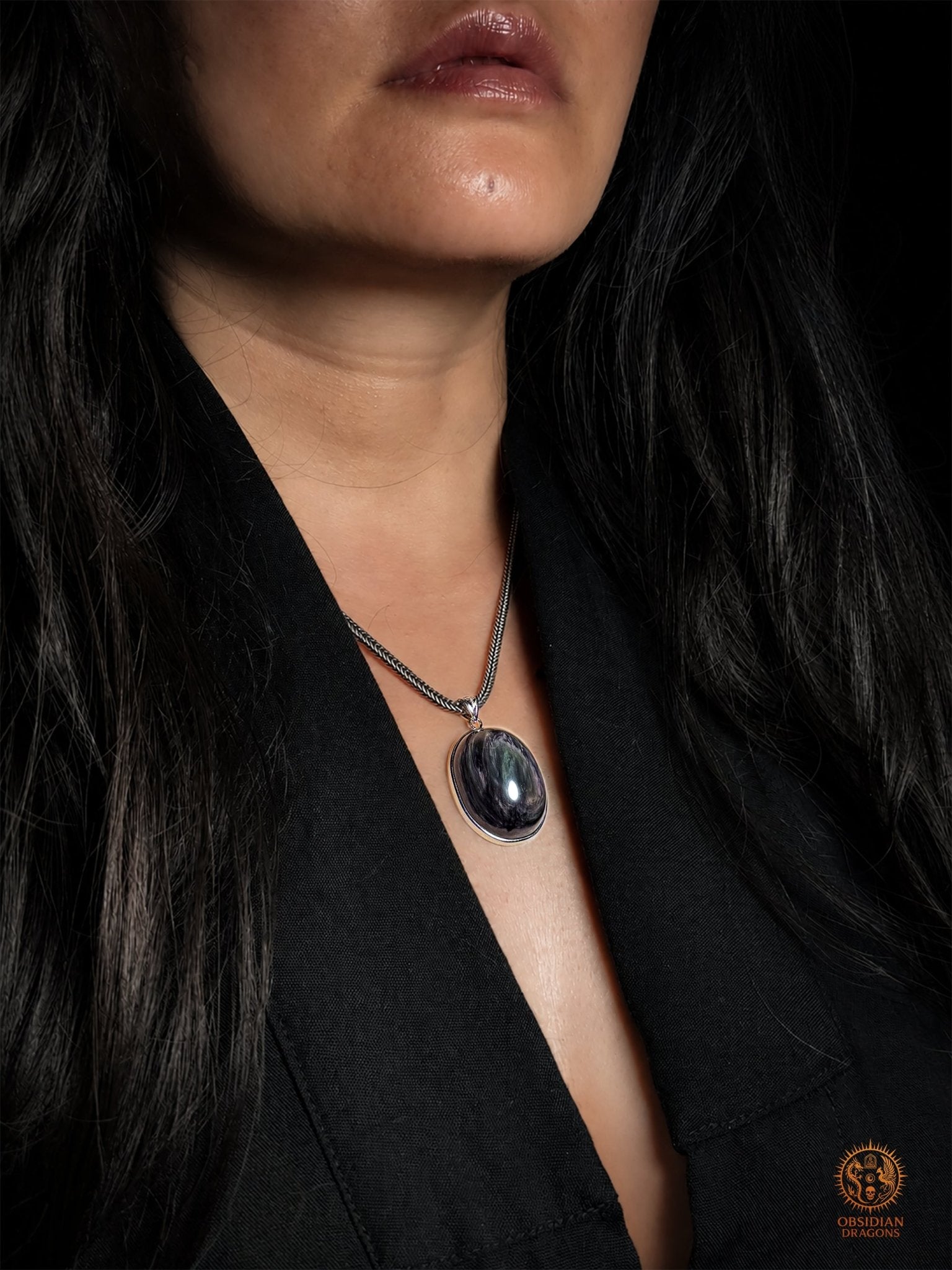Pendentif obsidienne manto huichol serti en argent 925 - obsidian dragons