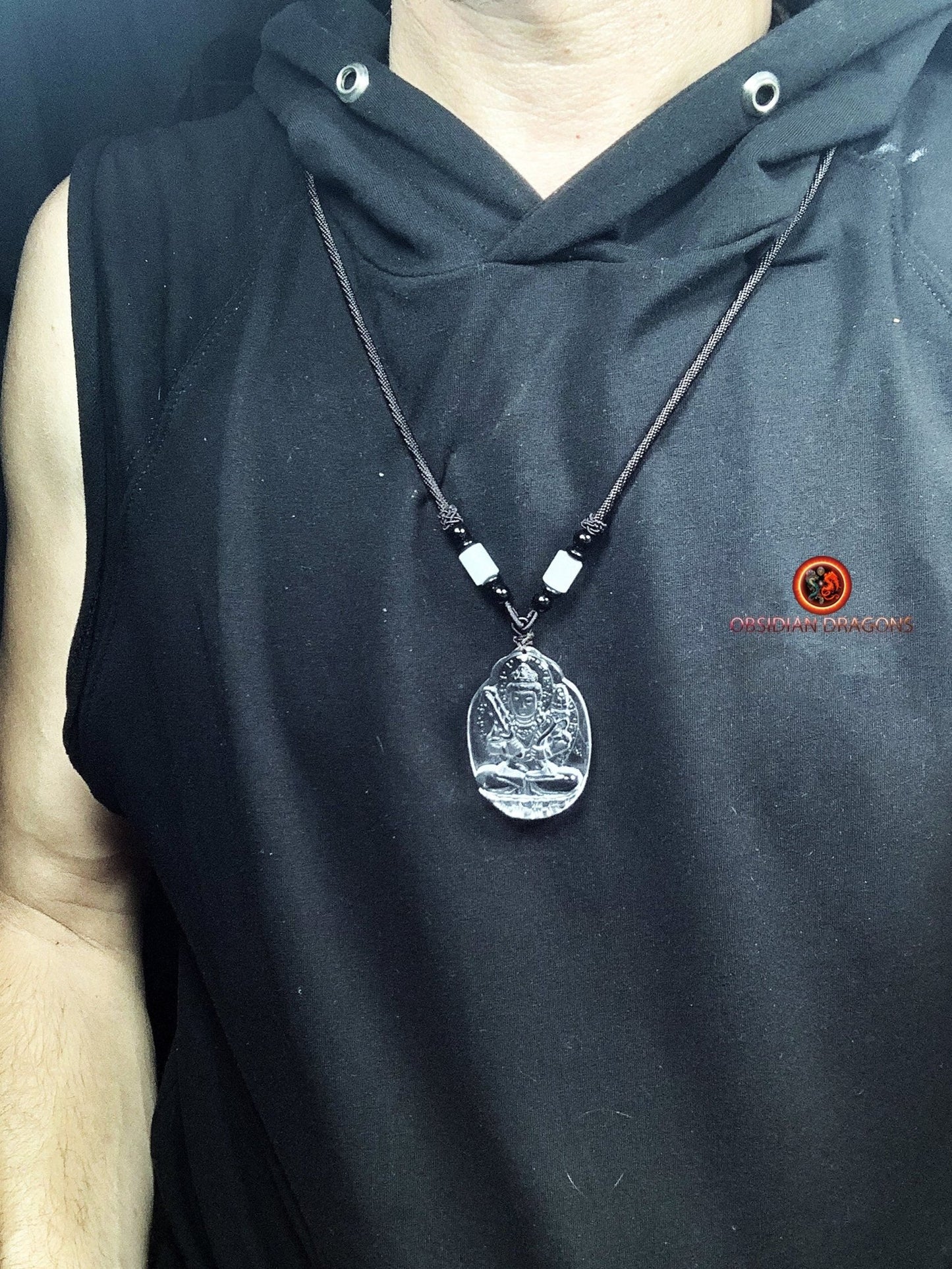 Pendentif bouddha en cristal roche de qualité gemme | obsidian dragons