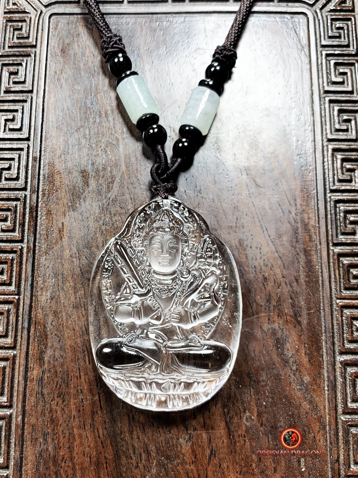 Pendentif bouddha en cristal roche de qualité gemme | obsidian dragons
