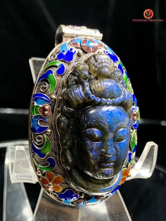 Pendentif Bouddha en Labradorite - Héritage Qing | obsidian dragons