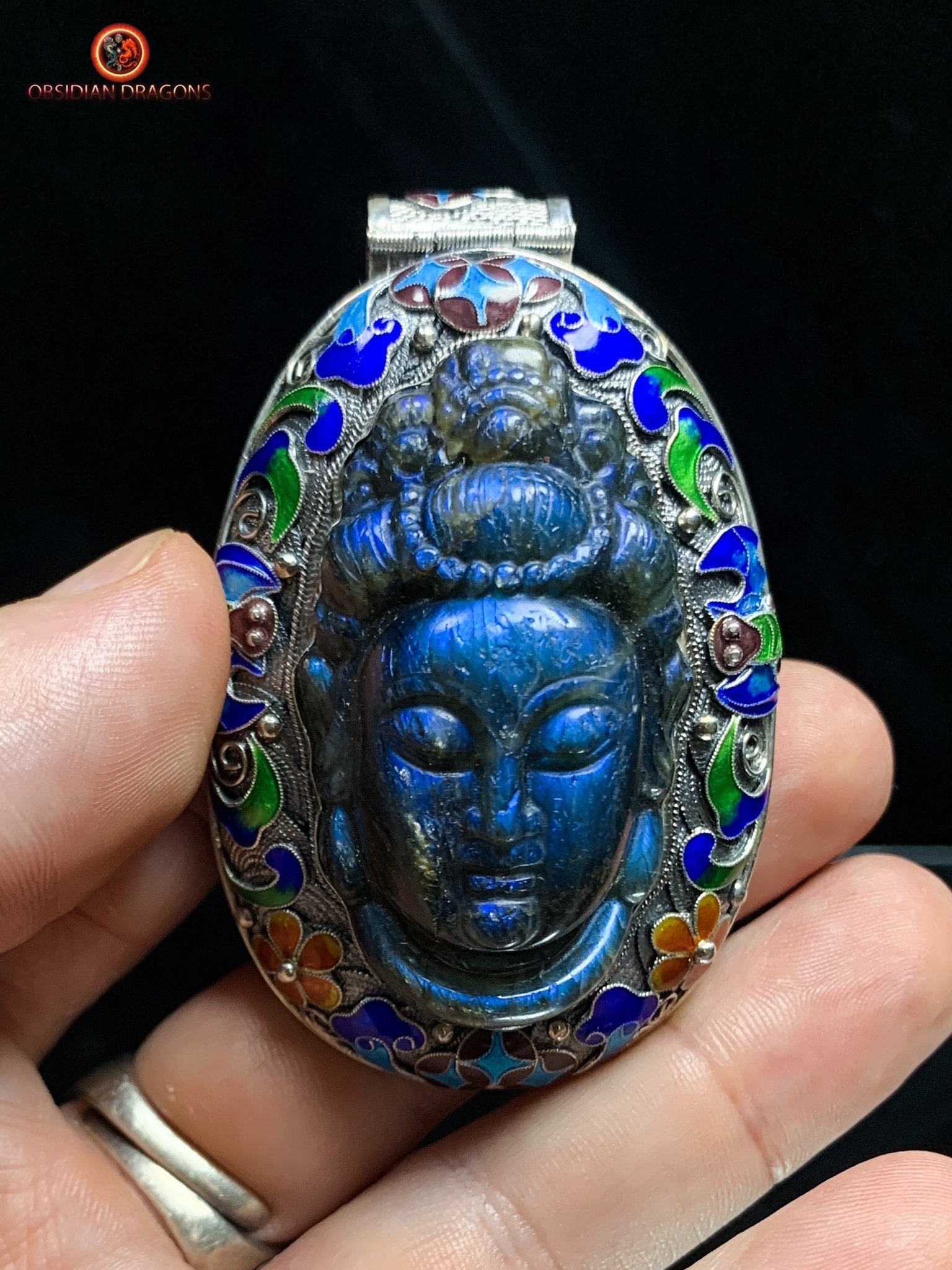 Pendentif Bouddha en Labradorite - Héritage Qing | obsidian dragons