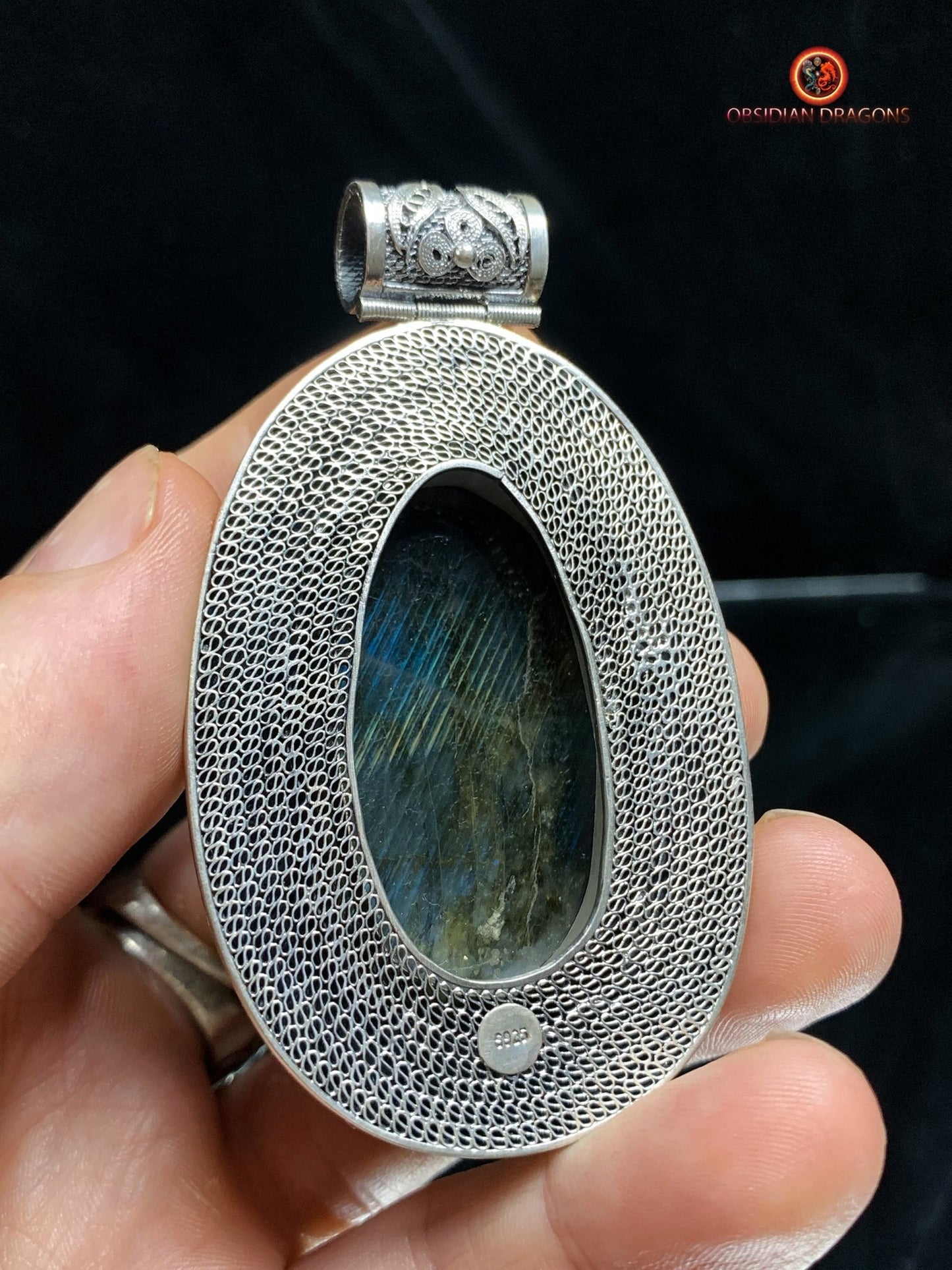 Pendentif Bouddha en Labradorite - Héritage Qing | obsidian dragons