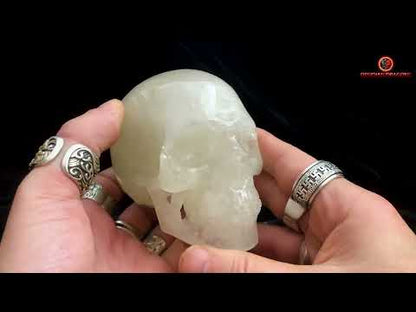 Crâne de cristal en cristal de roche himalayen