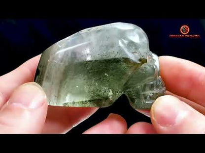 Crâne de cristal allongé - Quartz chlorite - Protection