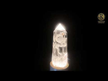 Grande pointe de cristal de roche Dragon - glyptique 3D