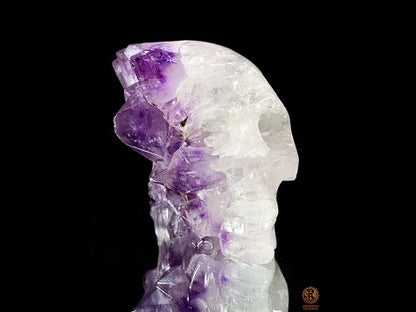 Crâne de Cristal en Améthyste – Flamme Intérieure
