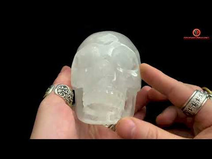 Grand crâne de cristal en cristal de roche himalayen