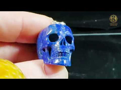 Pendentif crâne en lapis-lazuli naturel