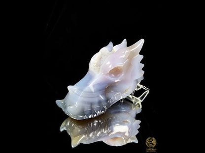 Crâne de Dragon en calcédoine- Géode- Souffle Opalescent
