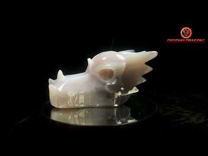 Crâne de dragon- Geode de quartz- Unique