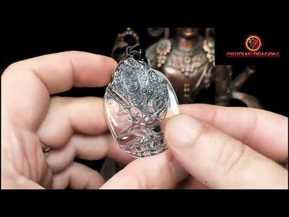 Pendentif bouddha en cristal roche de qualité gemme