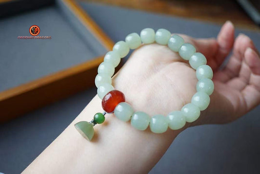 Rare Bracelet en Jade Bleu - Carpelle de Fleur de Lotus | obsidian dragons