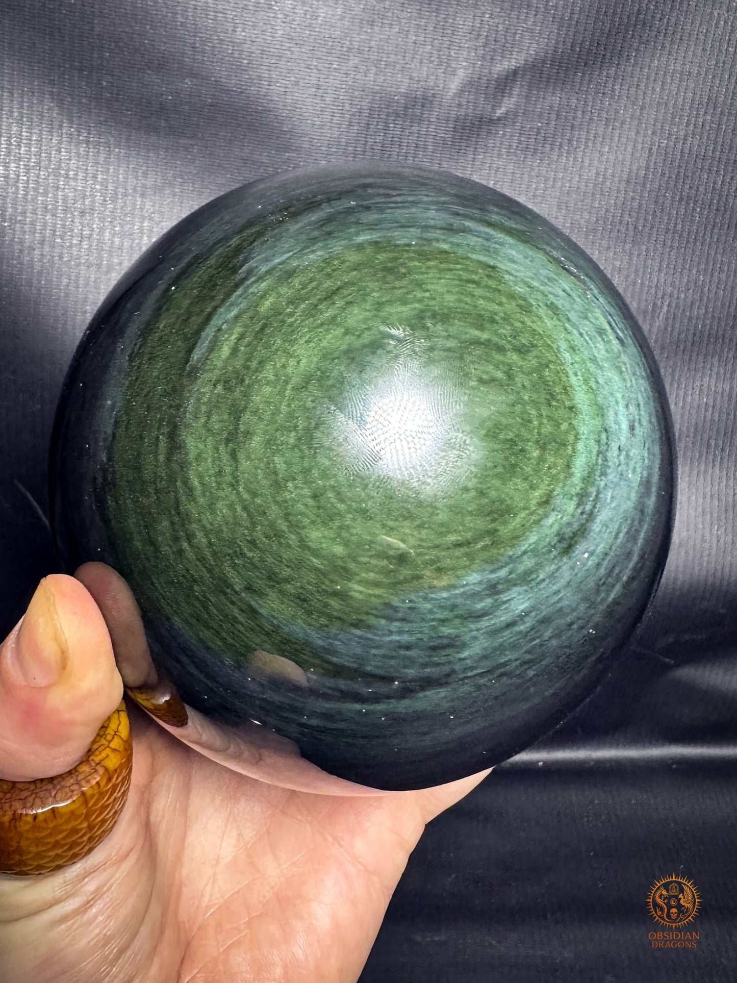 Sphère en obsidienne Manto huichol  rare 13,5 cm 2,6kg | obsidian dragons