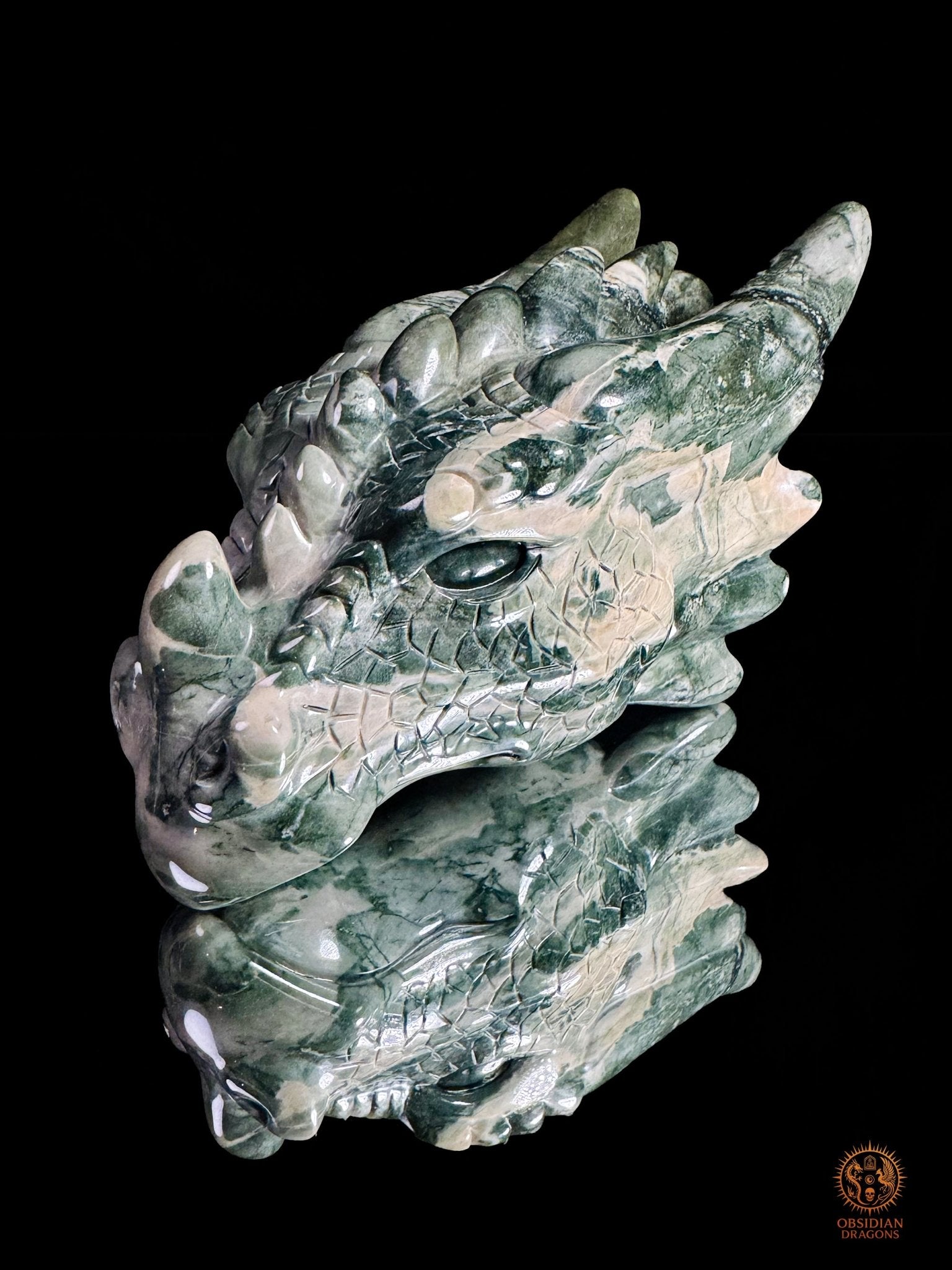 Tête de dragon en jade Hua’an Yu – Ancrage | obsidian dragons