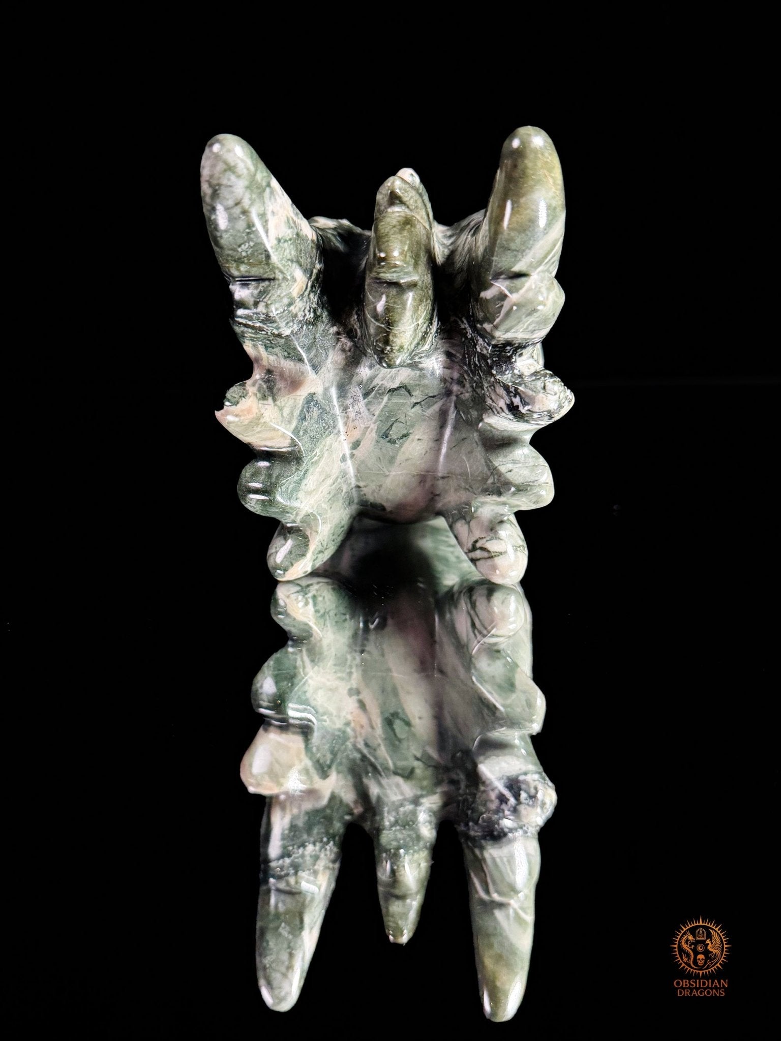 Tête de dragon en jade Hua’an Yu – Ancrage | obsidian dragons