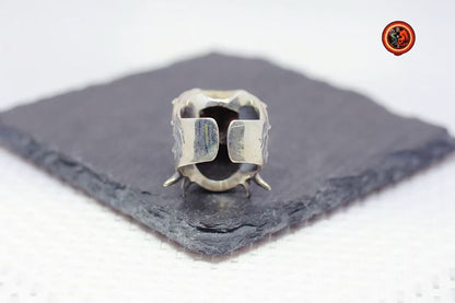 bague crâne, tete de mort, skull, pirate. Argent 925 et cuivre. Argent Poinçonné. Bague ouverte réglable à toutes tailles de doigts. Mixte - obsidian dragon