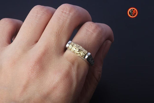 Bague bouddhiste tibétaine. Moulin a priere tournant mantra de la compassion "om mani padme hum". Argent 925 poinçonné, laiton. Homme/ Femme - obsidian dragon