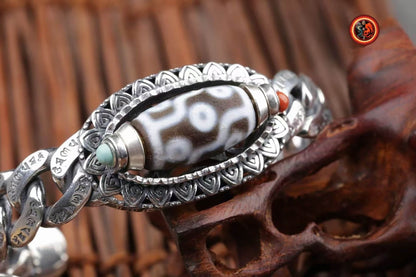 Bracelet de puissante protection tibetaine  en argent 925 et agate sacrée tibétaine, DZI. Au choix DZI "dents de tigre" ou DZI à "9yeux" - obsidian dragon