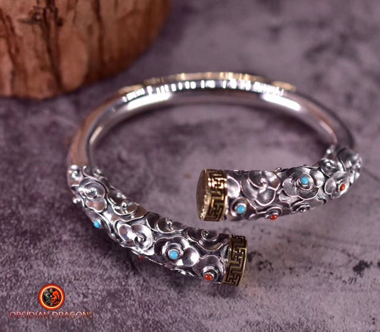 Bracelet manchette ethnique argent massif. Protection du roi singe. Baton de sun wu kong - obsidian dragon